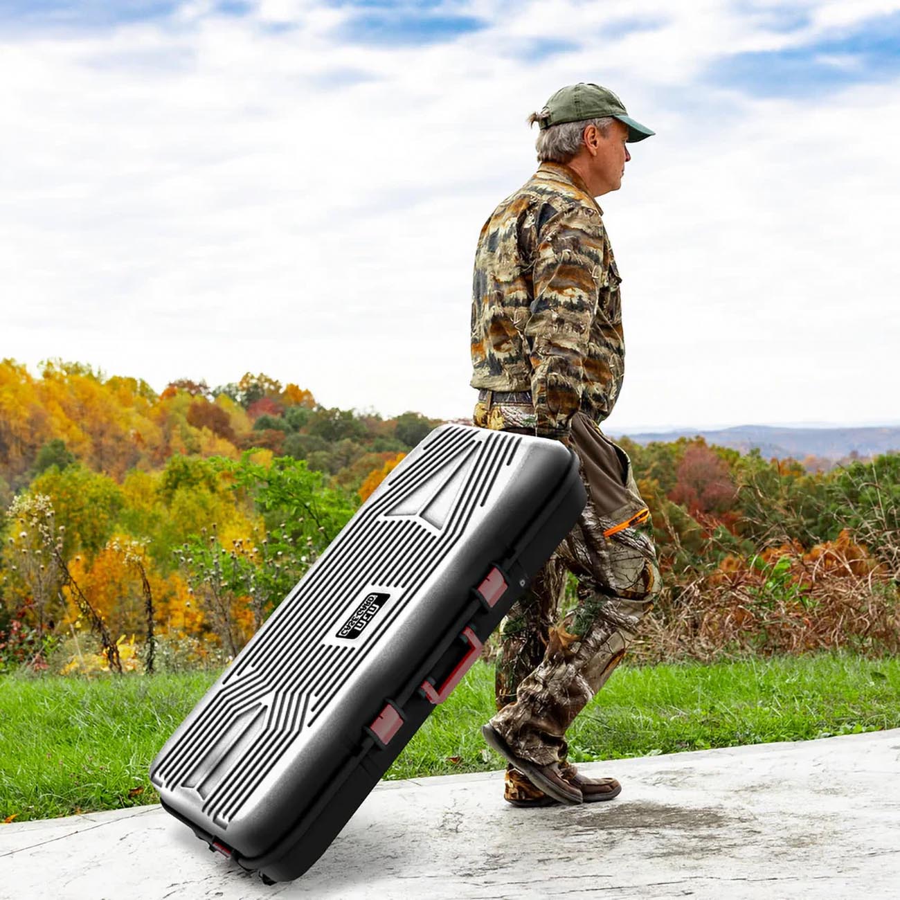 MTM BC44 Traveler Bow Case with internal arrow case included and wheels for easy carry, USA Made, Black