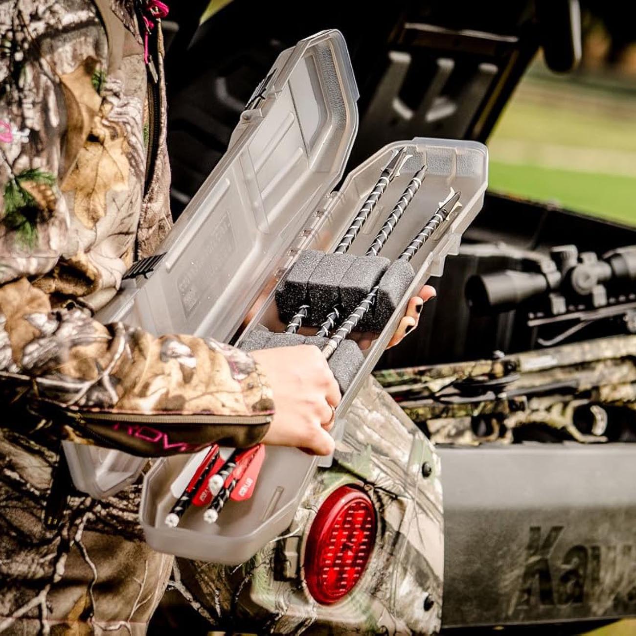 MTM BTBC-41 Traveler Crossbow Bolt Case, Holds 6 bolts up to 24.25", USA Made, Clear Smoke